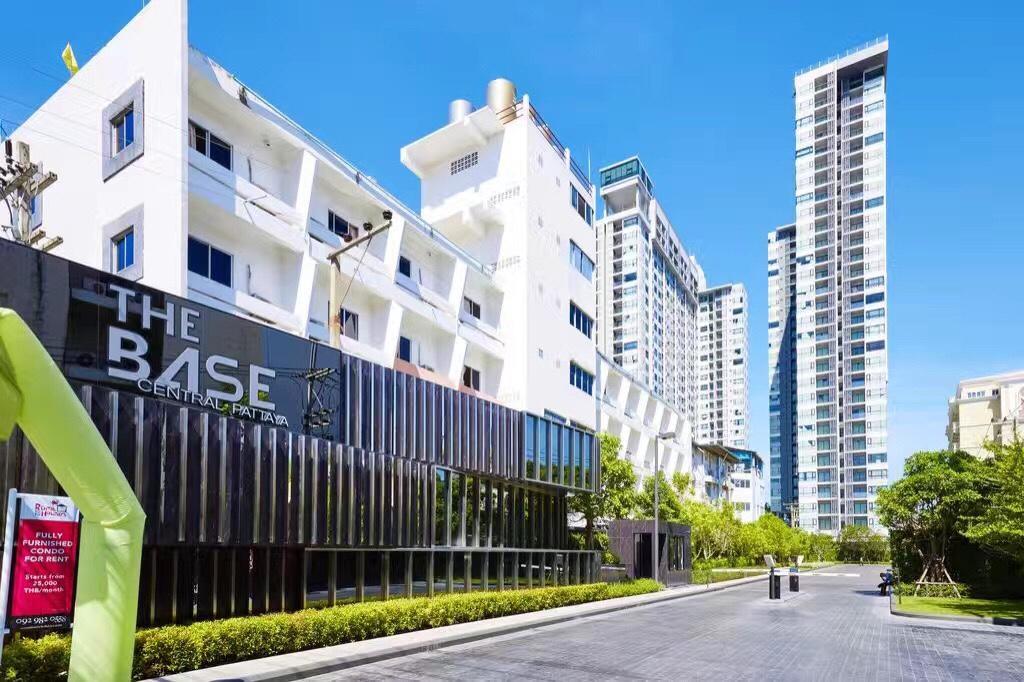 Апартаменты The Base Highfl Seaview Паттайя Экстерьер фото